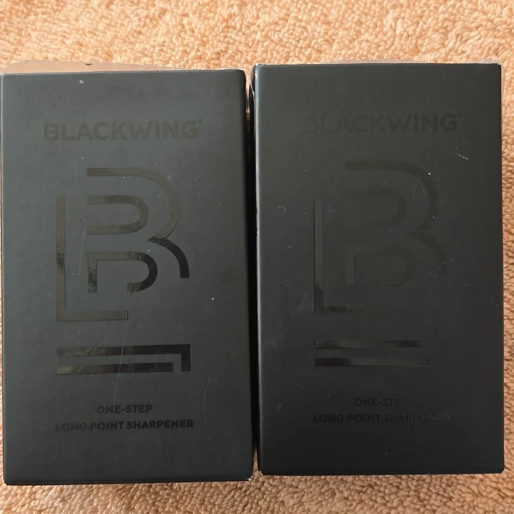❤️BUY 5 GET 3 FREE💃 Blackwing One-Step Pencil Sharpener, Size 3.9